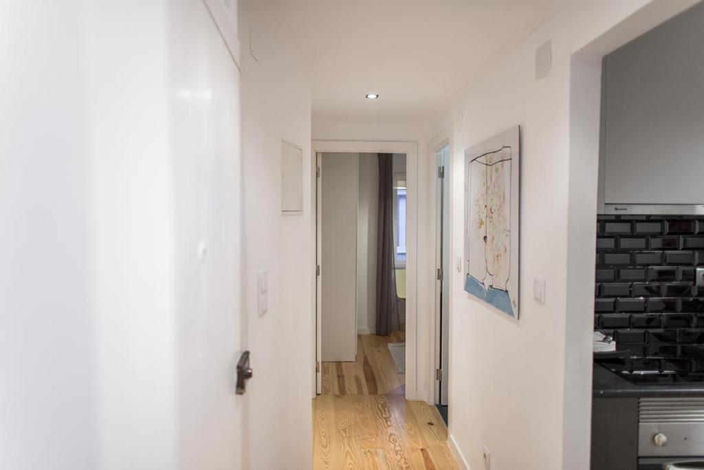 Apartamento Martires Da Patria Лиссабон Экстерьер фото